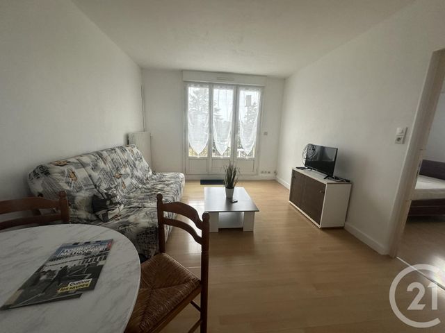 Appartement &agrave; louer - 4 pi&egrave;ces - 74,94 m2 - Tours - 37 - CENTRE