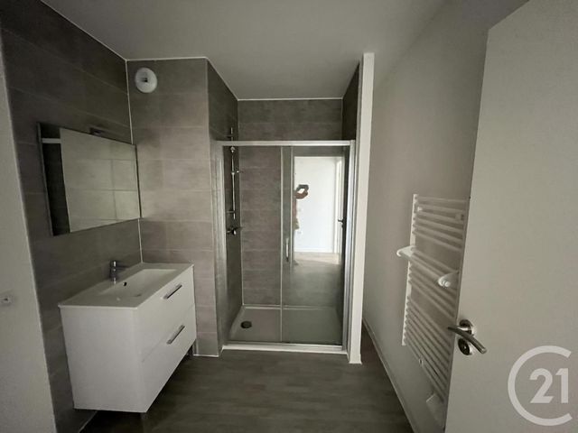 Appartement F4 &agrave; louer - 4 pi&egrave;ces - 79,30 m2 - Joue Les Tours - 37 - CENTRE