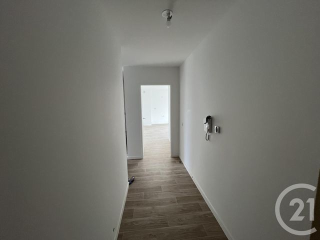 Appartement F4 &agrave; louer - 4 pi&egrave;ces - 79,30 m2 - Joue Les Tours - 37 - CENTRE