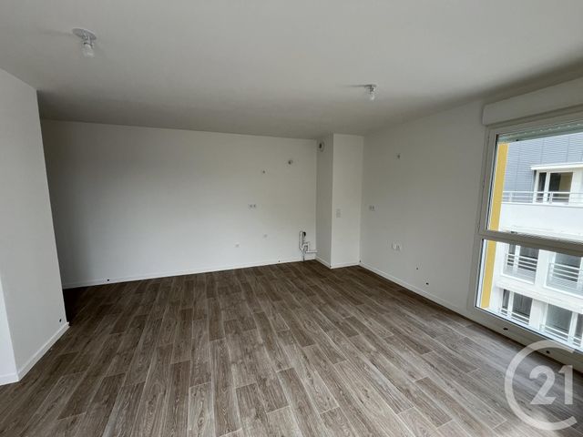 Appartement F4 &agrave; louer - 4 pi&egrave;ces - 79,30 m2 - Joue Les Tours - 37 - CENTRE