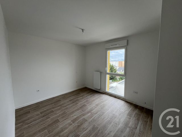 Appartement F4 &agrave; louer - 4 pi&egrave;ces - 79,30 m2 - Joue Les Tours - 37 - CENTRE