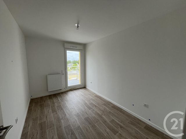 Appartement F4 &agrave; louer - 4 pi&egrave;ces - 79,30 m2 - Joue Les Tours - 37 - CENTRE