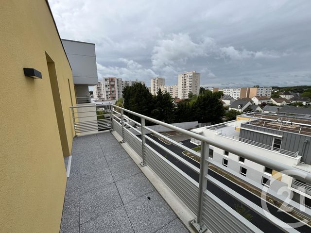 Appartement F4 &agrave; louer - 4 pi&egrave;ces - 79,30 m2 - Joue Les Tours - 37 - CENTRE