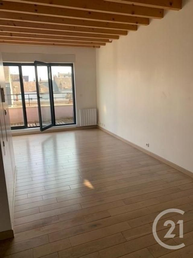 Appartement F4 &agrave; louer - 4 pi&egrave;ces - 72 m2 - Tours - 37 - CENTRE