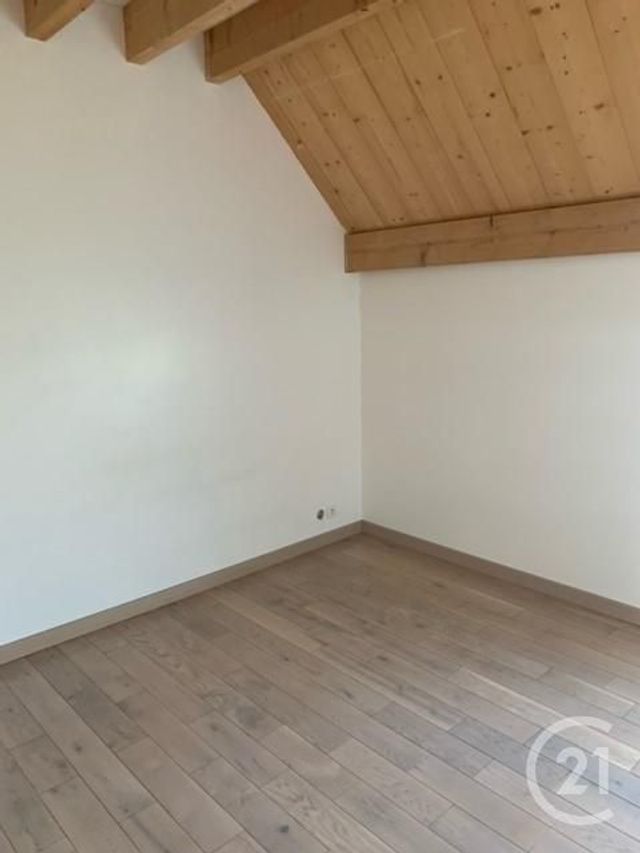 Appartement F4 &agrave; louer - 4 pi&egrave;ces - 72 m2 - Tours - 37 - CENTRE