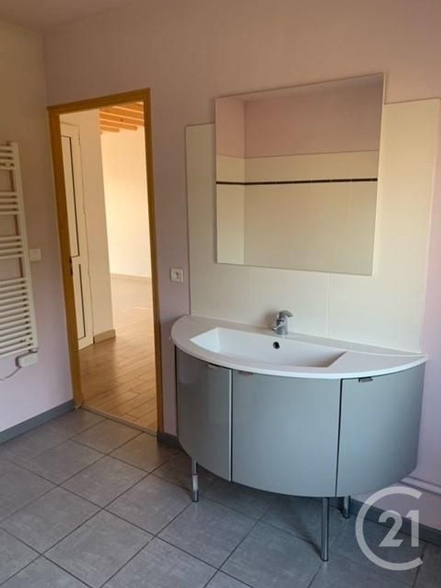 Appartement F4 &agrave; louer - 4 pi&egrave;ces - 72 m2 - Tours - 37 - CENTRE