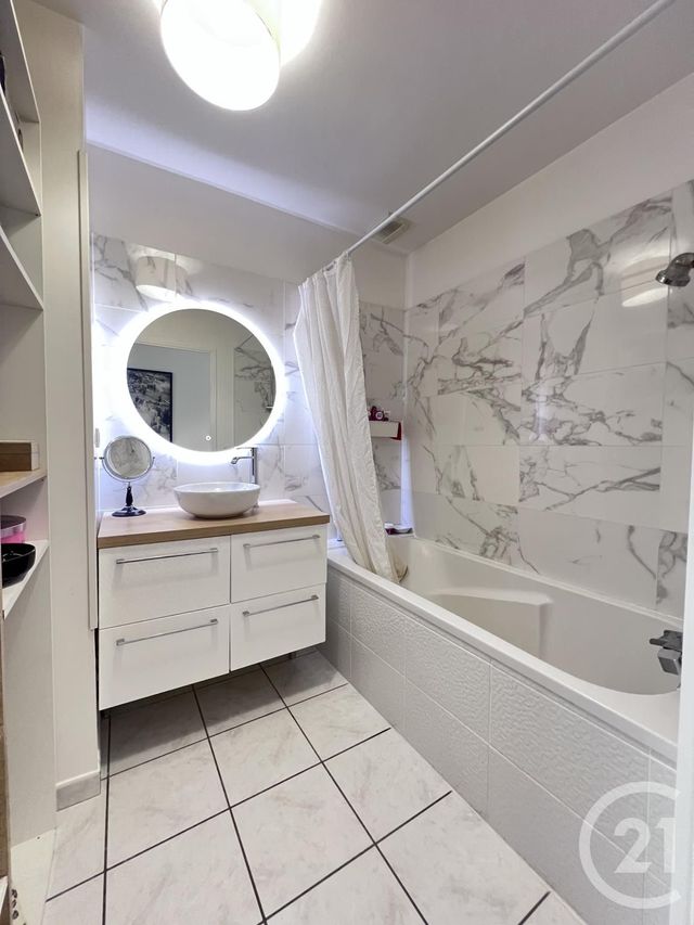 Appartement Duplex &agrave; vendre - 3 pi&egrave;ces - 62 m2 - Ballan Mire - 37 - CENTRE