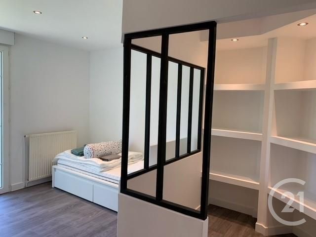 Appartement Studio &agrave; louer - 1 pi&egrave;ce - 20,17 m2 - Tours - 37 - CENTRE