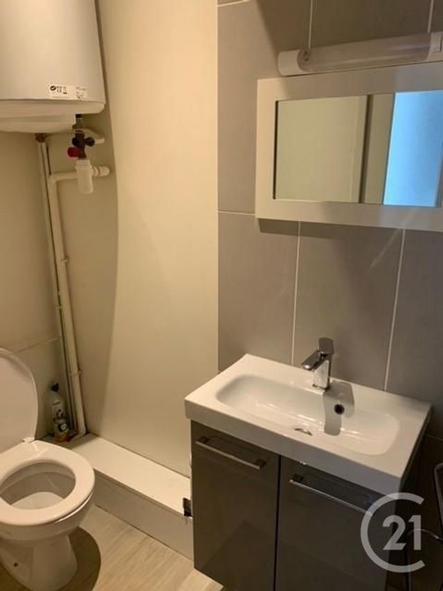 Appartement F2 &agrave; louer - 2 pi&egrave;ces - 28,94 m2 - Tours - 37 - CENTRE