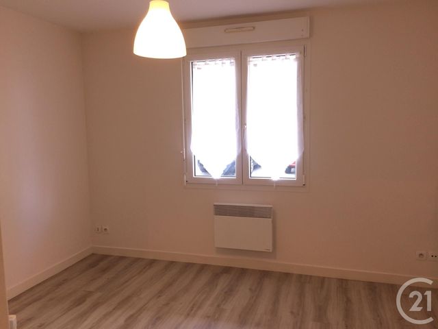 Appartement F1 &agrave; louer - 1 pi&egrave;ce - 19 m2 - Joue Les Tours - 37 - CENTRE