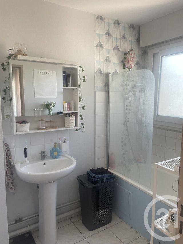 Appartement &agrave; louer - 2 pi&egrave;ces - 44,08 m2 - Joue Les Tours - 37 - CENTRE