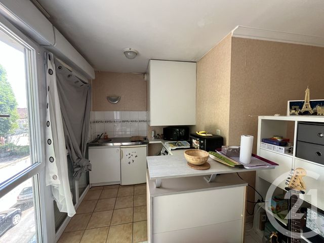 Appartement F1 &agrave; louer - 1 pi&egrave;ce - 27,57 m2 - Tours - 37 - CENTRE