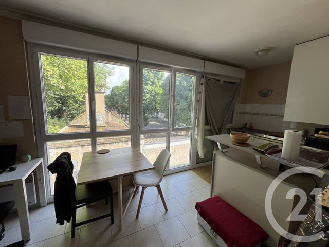 Appartement F1 &agrave; louer - 1 pi&egrave;ce - 27,57 m2 - Tours - 37 - CENTRE