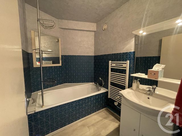 Appartement F1 &agrave; louer - 1 pi&egrave;ce - 31,97 m2 - Chambray Les Tours - 37 - CENTRE