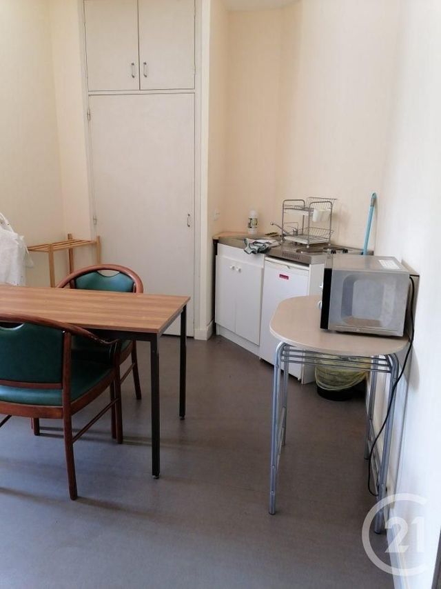 Appartement Studio &agrave; louer - 1 pi&egrave;ce - 20,50 m2 - Tours - 37 - CENTRE