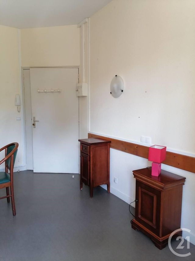 Appartement Studio &agrave; louer - 1 pi&egrave;ce - 20,50 m2 - Tours - 37 - CENTRE
