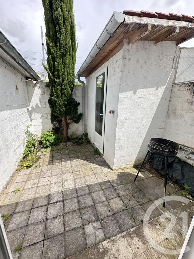 Maison &agrave; louer - 3 pi&egrave;ces - 60 m2 - Tours - 37 - CENTRE