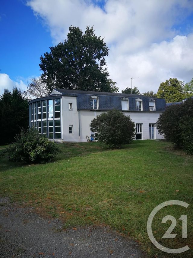 Appartement Studio &agrave; louer - 1 pi&egrave;ce - 41,92 m2 - Tours - 37 - CENTRE