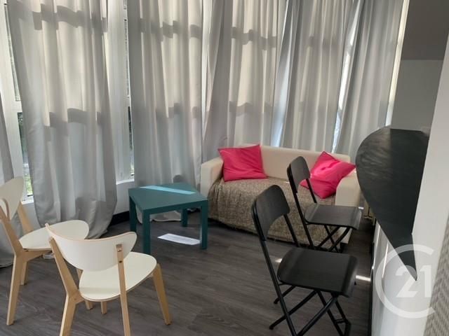 Appartement Studio &agrave; louer - 1 pi&egrave;ce - 41,92 m2 - Tours - 37 - CENTRE