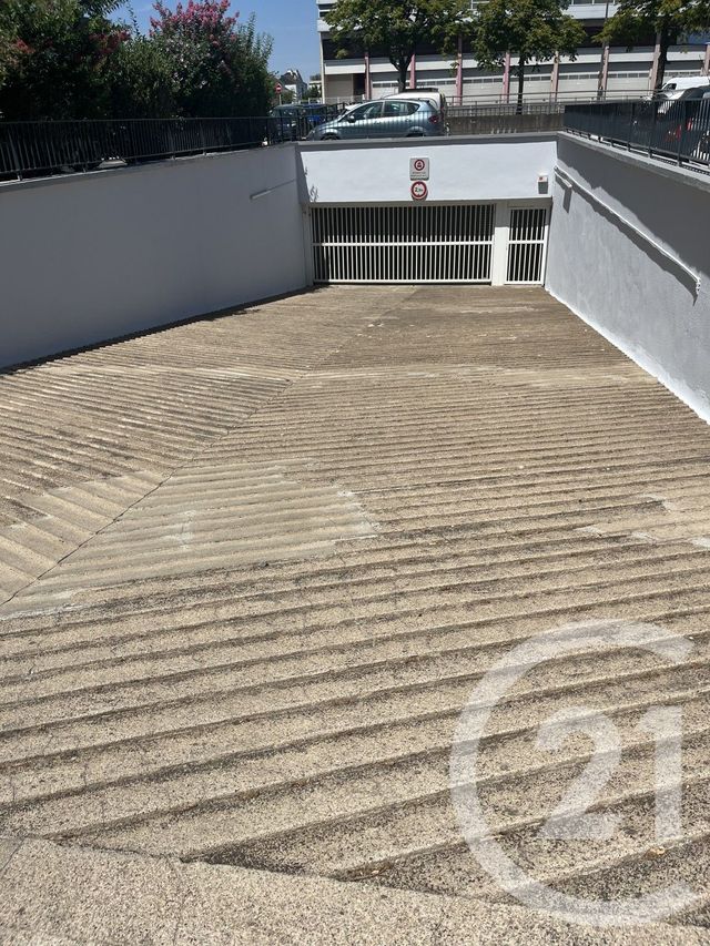 Parking &agrave; louer - 14,41 m2 - Tours - 37 - CENTRE