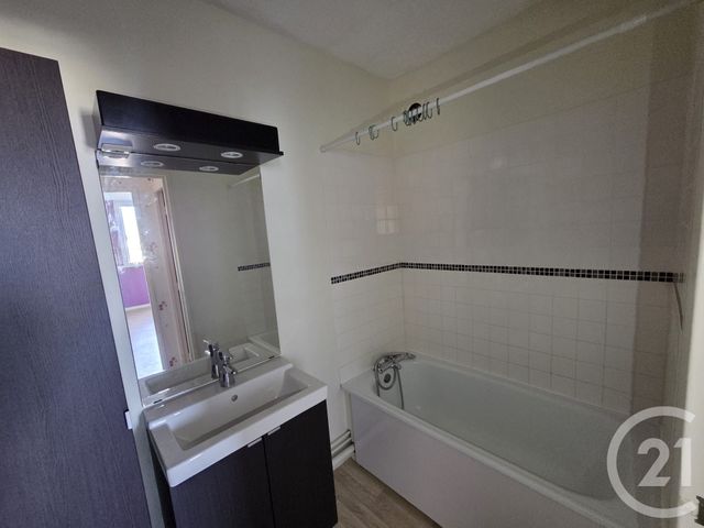 Appartement T2 &agrave; louer - 2 pi&egrave;ces - 49,05 m2 - St Pierre Des Corps - 37 - CENTRE