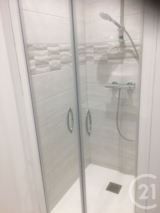 Appartement F2 &agrave; louer - 2 pi&egrave;ces - 30,93 m2 - Blere - 37 - CENTRE