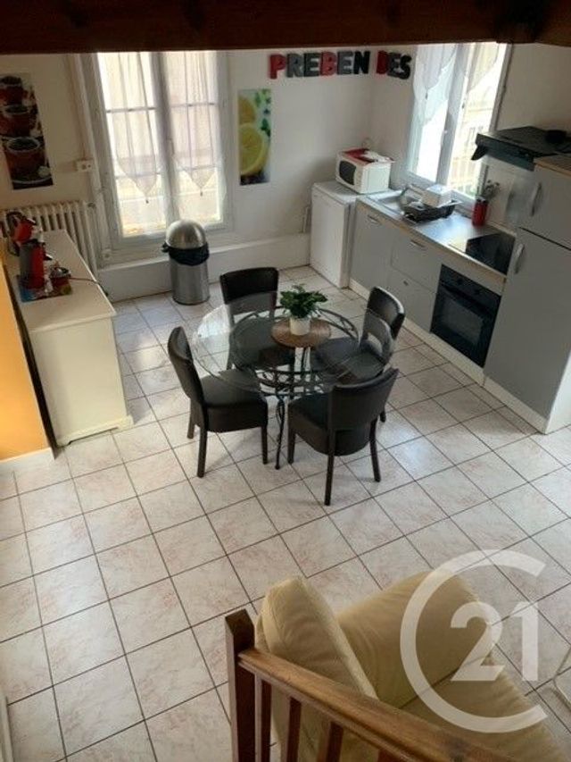 Appartement F4 &agrave; louer - 4 pi&egrave;ces - 68,50 m2 - Tours - 37 - CENTRE