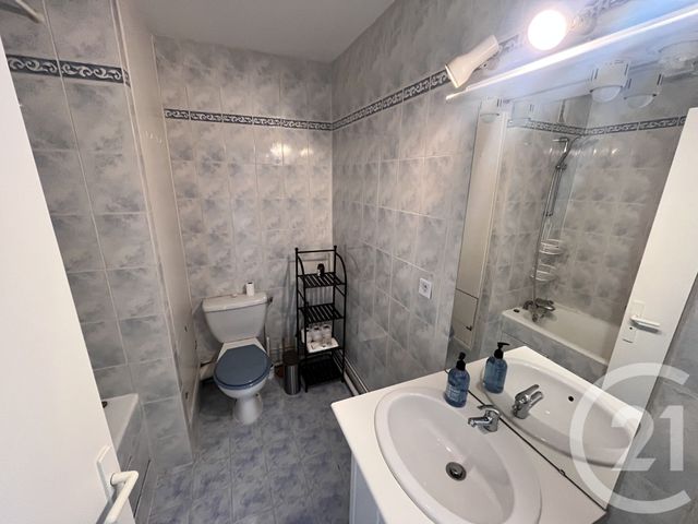 Appartement F1 &agrave; louer - 1 pi&egrave;ce - 34,27 m2 - Tours - 37 - CENTRE