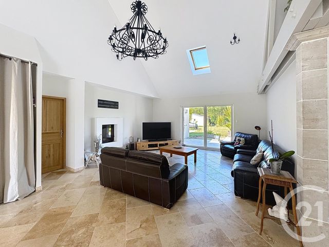 Maison à vendre - 6 pièces - 193 m2 - Ingre - 45 - CENTRE