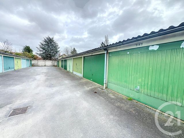 Appartement T3 à vendre - 3 pièces - 67,04 m2 - Fleury Les Aubrais - 45 - CENTRE