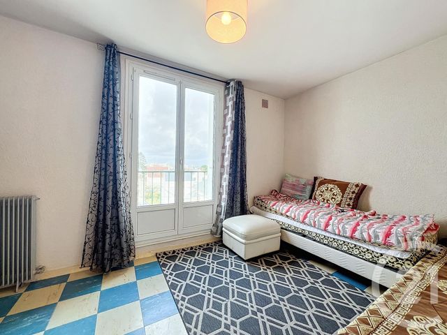 Appartement T3 à vendre - 3 pièces - 67,04 m2 - Fleury Les Aubrais - 45 - CENTRE