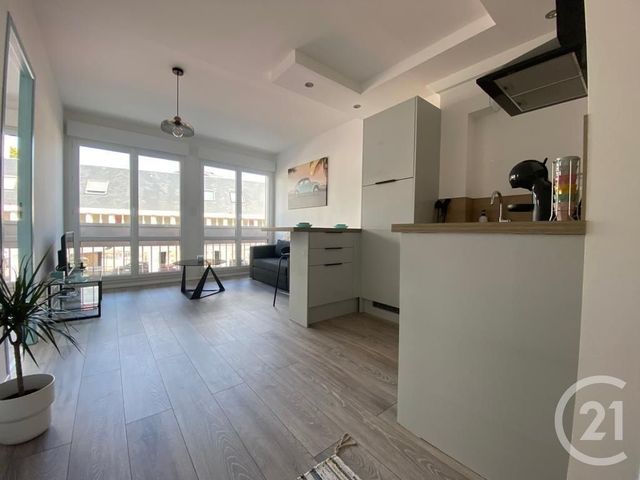 Appartement F2 à louer - 2 pièces - 31,22 m2 - Orleans - 45 - CENTRE