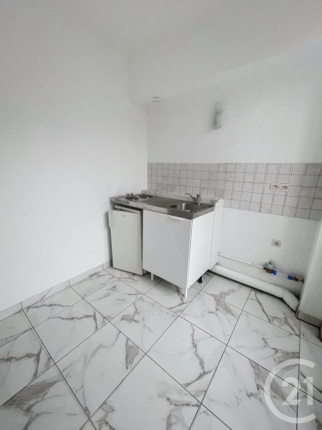 Appartement F1 à vendre - 1 pièce - 26,70 m2 - Orleans - 45 - CENTRE