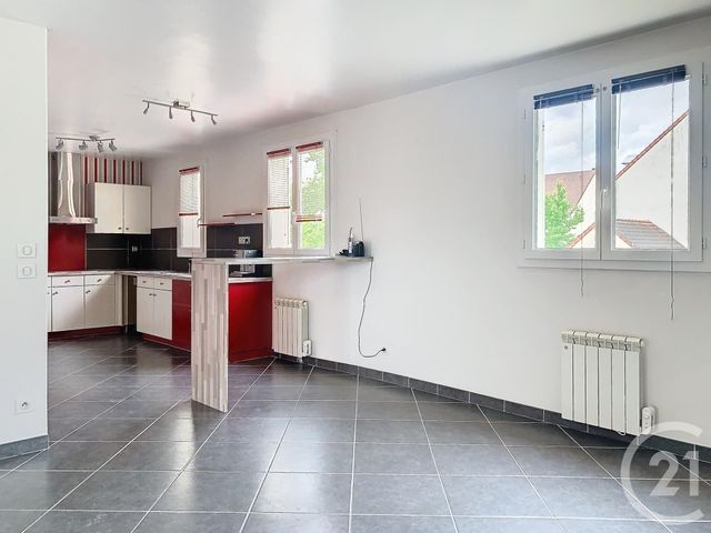 Appartement F4 à vendre - 5 pièces - 132,76 m2 - St Jean Le Blanc - 45 - CENTRE