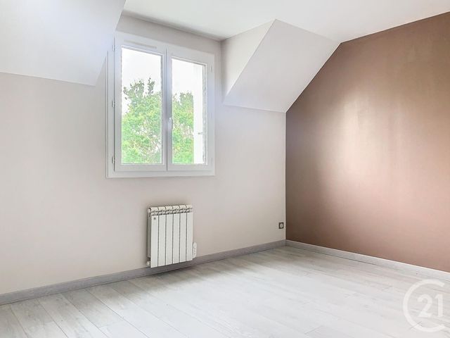 Appartement F4 à vendre - 5 pièces - 132,76 m2 - St Jean Le Blanc - 45 - CENTRE