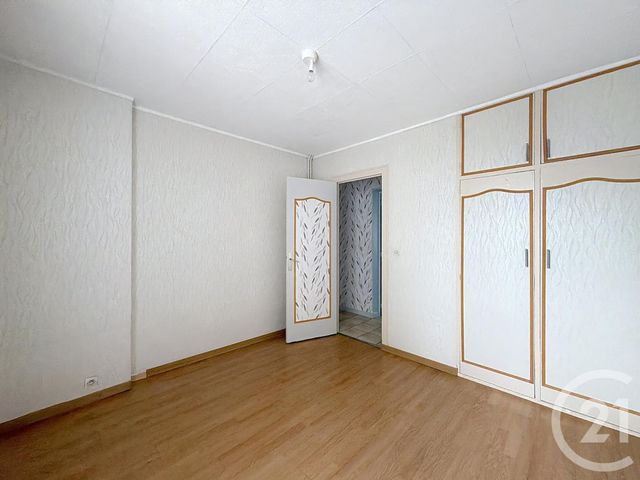 Appartement F3 &agrave; vendre - 3 pi&egrave;ces - 66 m2 - St Jean De La Ruelle - 45 - CENTRE