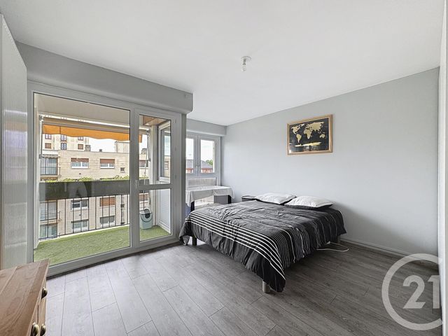 Appartement F5 à vendre - 4 pièces - 92 m2 - Orleans - 45 - CENTRE