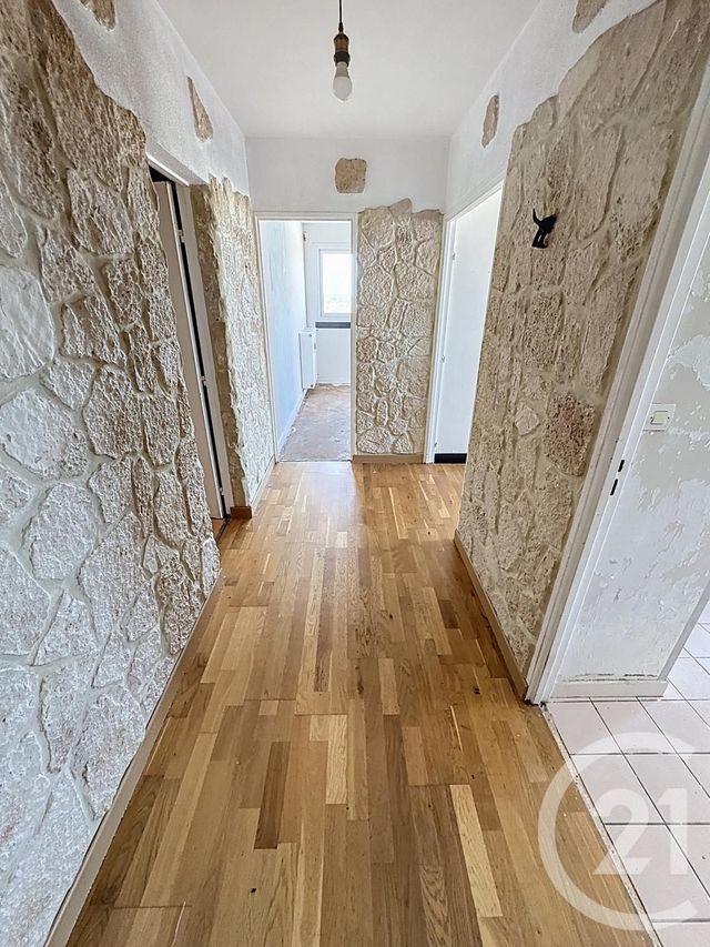 Appartement F4 à vendre - 4 pièces - 77,31 m2 - Orleans - 45 - CENTRE