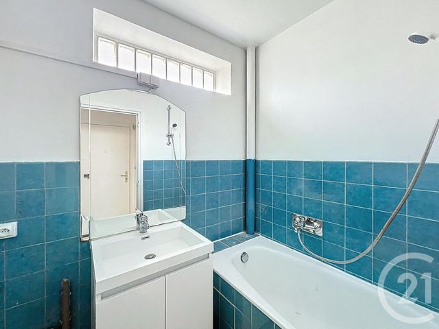 Appartement T2 à vendre - 2 pièces - 46,30 m2 - Orleans - 45 - CENTRE