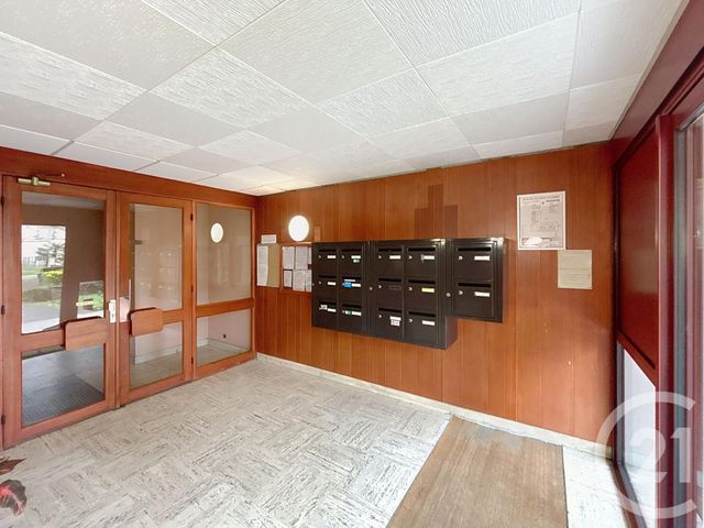 Appartement F3 &agrave; louer - 3 pi&egrave;ces - 65,86 m2 - Orleans - 45 - CENTRE