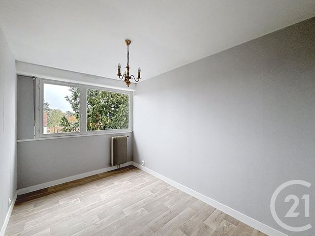 Appartement F3 &agrave; louer - 3 pi&egrave;ces - 65,86 m2 - Orleans - 45 - CENTRE