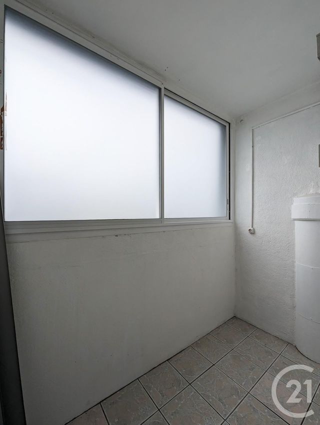 Appartement F4 &agrave; vendre - 4 pi&egrave;ces - 77,90 m2 - St Jean De La Ruelle - 45 - CENTRE