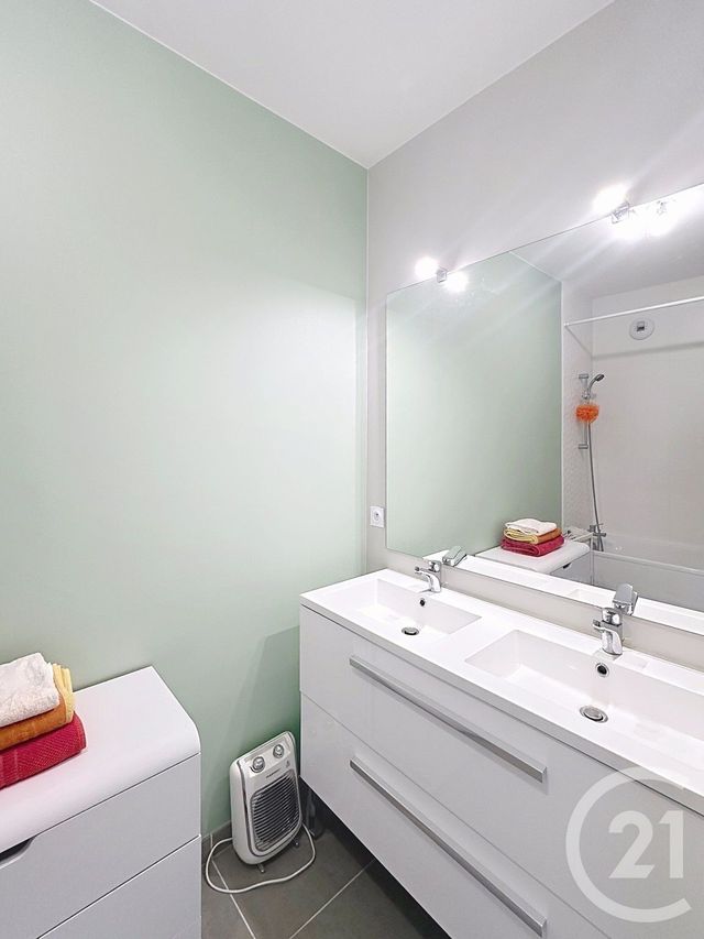 Appartement a louer saran - 3 pièce(s) - 64.6 m2 - Surfyn