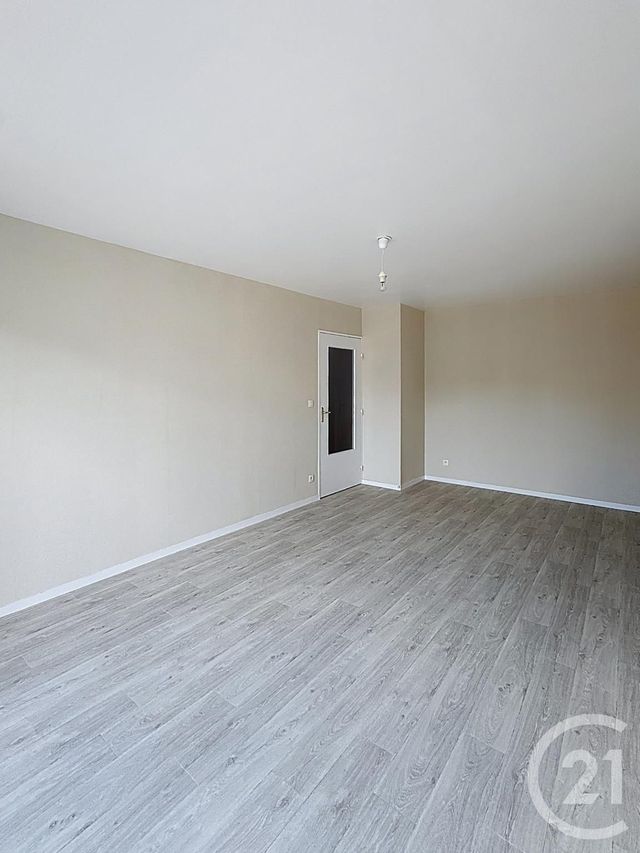 Appartement F2 à vendre - 2 pièces - 45,60 m2 - La Chapelle St Mesmin - 45 - CENTRE