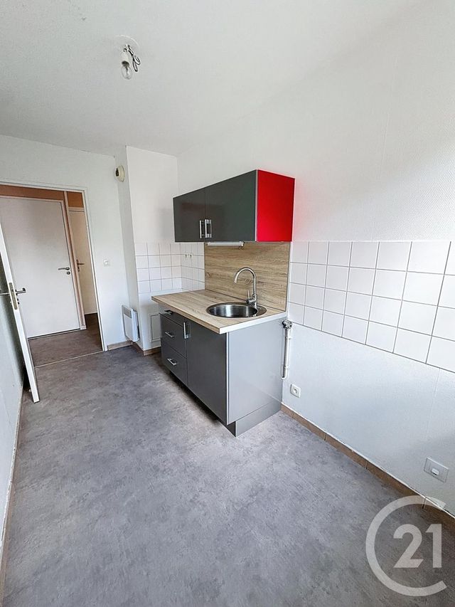 Appartement F2 à vendre - 2 pièces - 45,60 m2 - La Chapelle St Mesmin - 45 - CENTRE