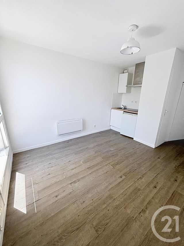 Appartement F1 à louer - 1 pièce - 20,34 m2 - Orleans - 45 - CENTRE