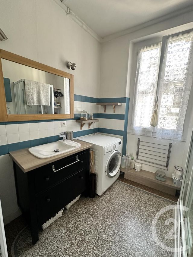 Appartement F2 à louer - 2 pièces - 40 m2 - Orleans - 45 - CENTRE