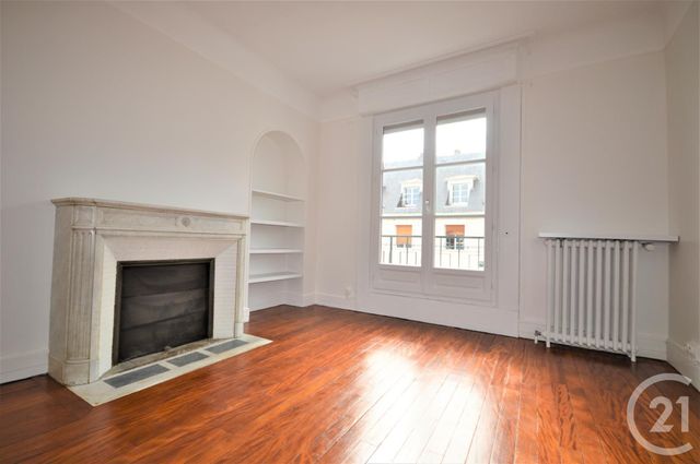 Appartement F2 à louer - 2 pièces - 72,09 m2 - Orleans - 45 - CENTRE