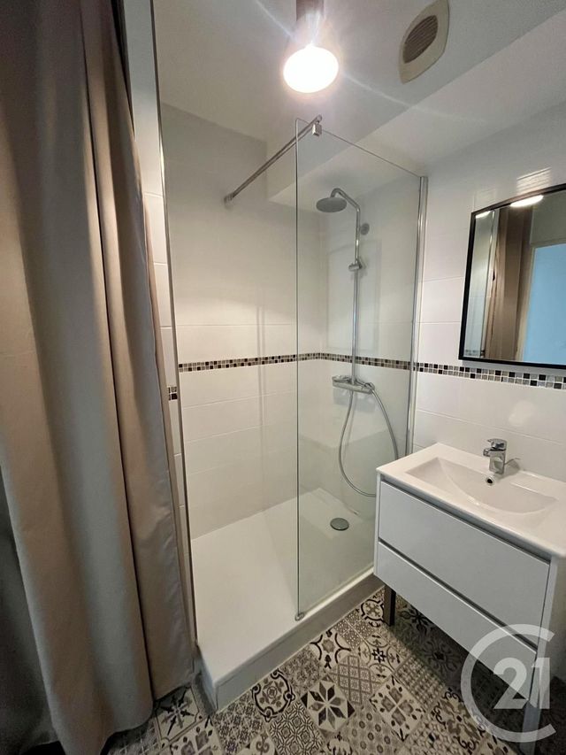 Appartement F1 à vendre - 1 pièce - 28,42 m2 - Orleans - 45 - CENTRE