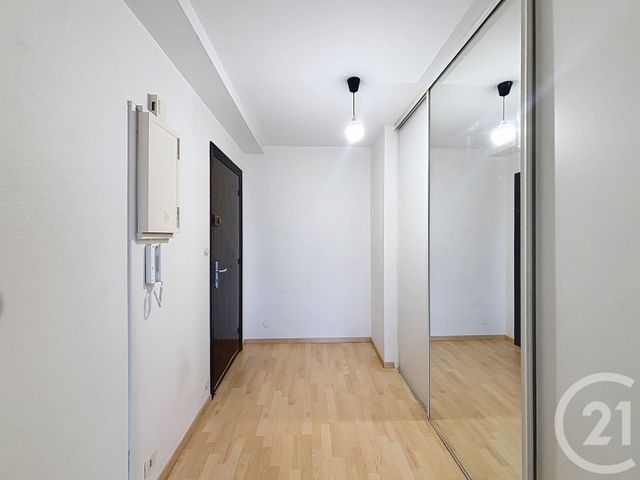 Appartement F2 à louer - 2 pièces - 49,19 m2 - Orleans - 45 - CENTRE